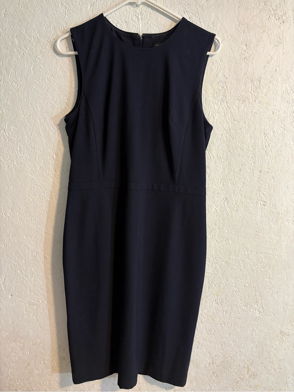 Ann Taylor Navy Sleeveless Sheath Dress 2A.